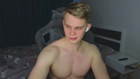 Mickey online show from 02/09/26, 03:43