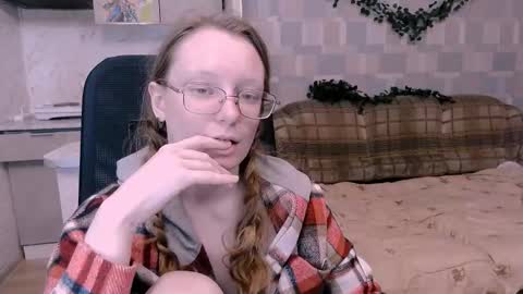 meowcr online show from 10/11/25, 05:44