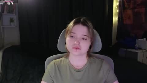 Snapshot of meowki4 chatting on 02/26/26, 08:52 meowme online show from 02/26/26, 08:52