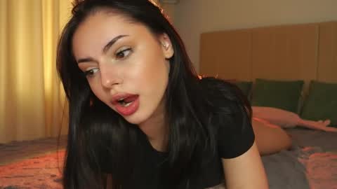 Marii online show from 04/18/26, 12:31