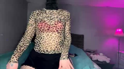 meowmeow_emma online show from 11/06/25, 01:50