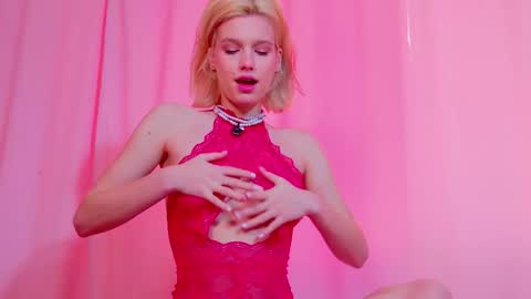 Lilu online show from 03/18/26, 04:15