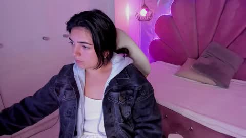    online show from 02/22/25, 07:14