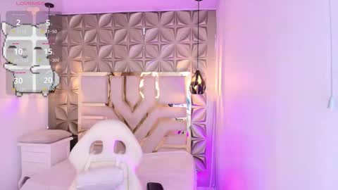    online show from 09/19/25, 06:41