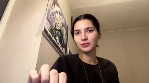 Snapshot of meralynn chatting on 01/15/26, 06:33 LEVA online show from 01/15/26, 06:33