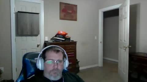 mercer1977 online show from 05/01/26, 09:25