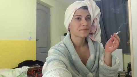 Snapshot of merciylove chatting on 02/25/26, 05:00 Miss Helena online show from 02/25/26, 05:00