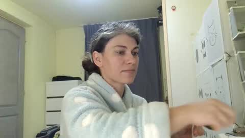 Snapshot of merciylove chatting on 03/18/26, 05:27 Miss Helena online show from 03/18/26, 05:27