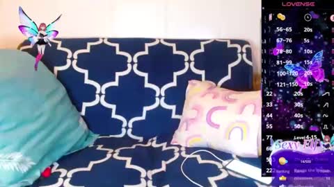 Snapshot of mereleona chatting on 04/28/26, 04:56 Mereleona online show from 04/28/26, 04:56