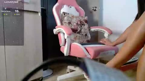 Snapshot of meridastonex chatting on 01/27/25, 11:54 Merida online show from 01/27/25, 11:54