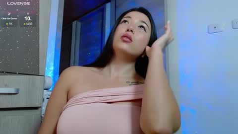 Snapshot of meridastonex chatting on 01/31/25, 01:43 Merida online show from 01/31/25, 01:43