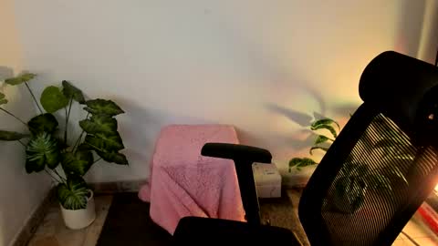 laura 3 i am independent model online show from 09/21/25, 02:24