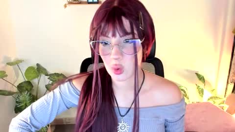 laura 3 i am independent model online show from 09/25/25, 01:42