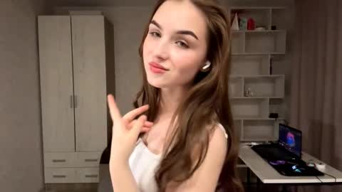 Rina online show from 10/16/25, 06:09