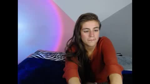 Snapshot of merily_duff chatting on 12/01/25, 07:30 MERILY online show from 12/01/25, 07:30