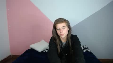 MERILY online show from 12/19/25, 10:39