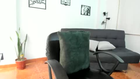 Snapshot of merlinaadams_ chatting on 05/11/26, 04:26 Merlina online show from 05/11/26, 04:26