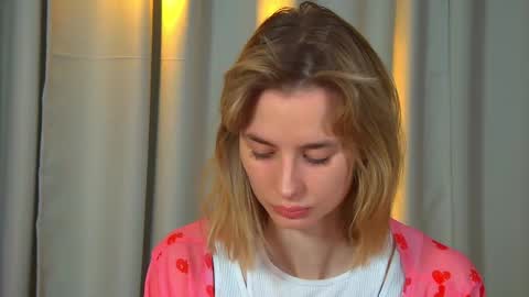 Snapshot of merlinmeyer chatting on 02/01/26, 06:23 Merlin online show from 02/01/26, 06:23