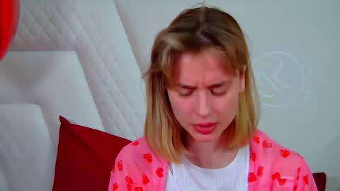 Snapshot of merlinmeyer chatting on 02/07/26, 06:39 Merlin online show from 02/07/26, 06:39