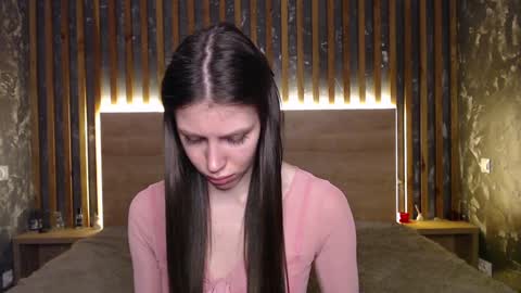 Snapshot of merry_sweets chatting on 02/03/25, 11:36 Emilia online show from 02/03/25, 11:36