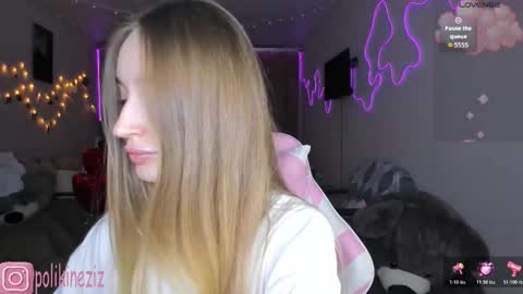 Sara online show from 02/26/26, 04:06