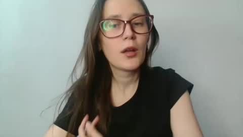 Snapshot of mesmerizing_hypn0_goddess chatting on 10/12/25, 03:55 Jessica online show from 10/12/25, 03:55