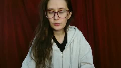 Jessica online show from 11/05/25, 12:16