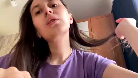 Jessica online show from 12/14/25, 10:42