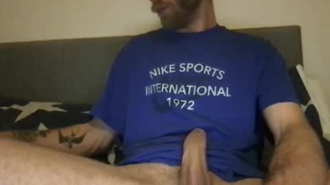 messageme11 online show from 10/12/25, 09:03