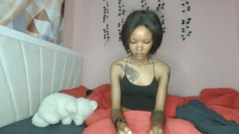 meggy and bree online show from 04/14/26, 08:20