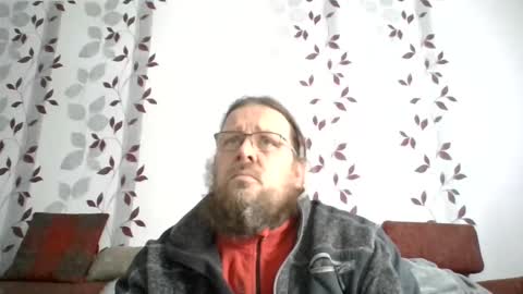 ask me online show from 01/04/25, 11:43