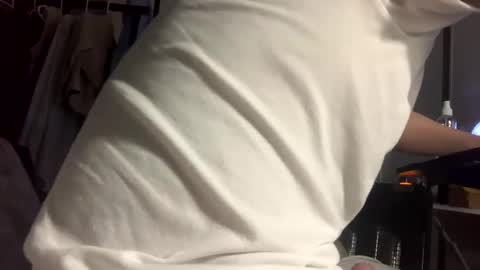 Just chilling online show from 03/08/25, 02:30