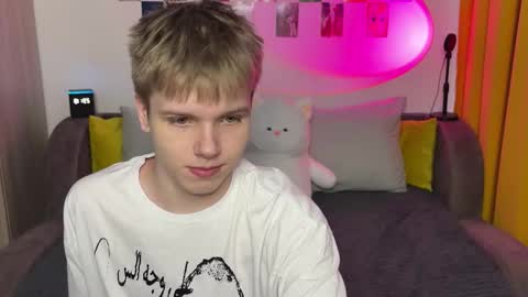 Arthur online show from 03/04/26, 08:04