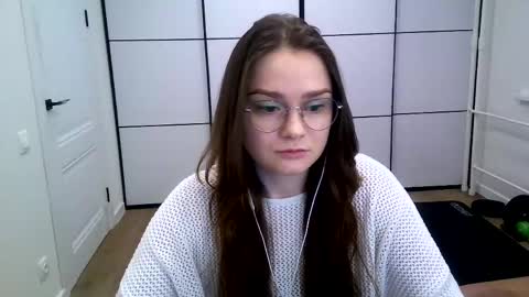 Meumn online show from 04/10/26, 06:12