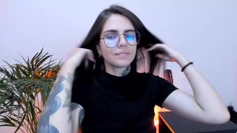 Meurif online show from 02/10/25, 01:44