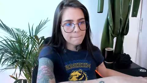 Meurif online show from 10/04/25, 07:01