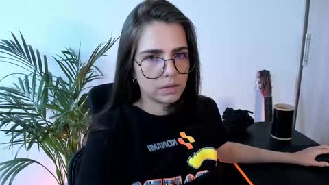 Meurif online show from 11/24/25, 09:03