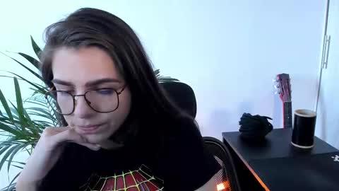 Meurif online show from 11/26/25, 03:13