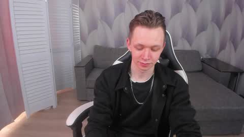 MEVERIK OUSHEN online show from 04/11/26, 12:53