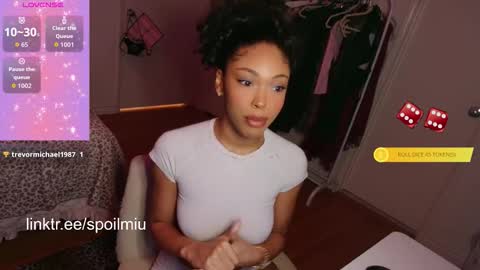 Snapshot of mew2wo chatting on 11/04/25, 05:50 mew2wo online show from 11/04/25, 05:50