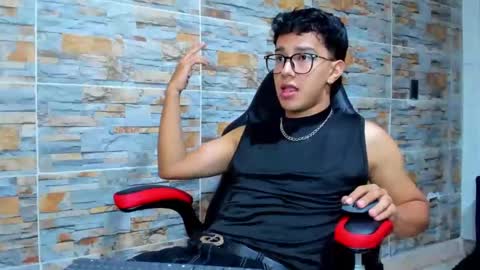 mexwilliams online show from 10/27/25, 01:37