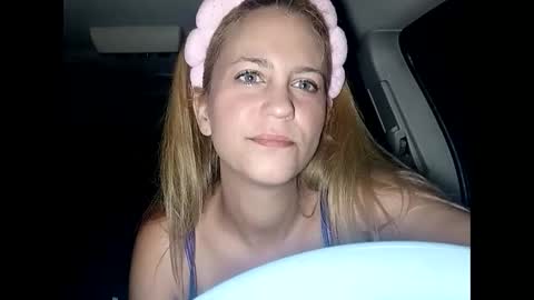 mezzy69 online show from 09/21/25, 08:38