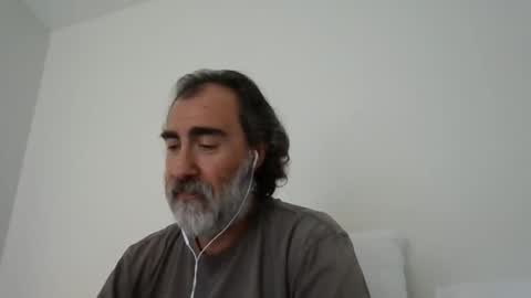 Snapshot of mfbardo1 chatting on 05/06/26, 10:48 DaddyBear4U online show from 05/06/26, 10:48