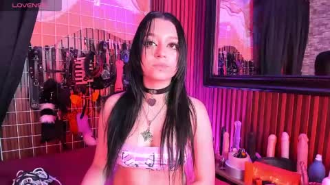 Snapshot of mhannia_bdsmpri chatting on 05/18/26, 05:46 mhannia_bdsmpri online show from 05/18/26, 05:46