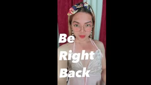 Snapshot of mhay_khalifa chatting on 06/19/26, 10:13 MHAY online show from 06/19/26, 10:13
