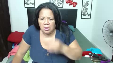 mhia1972 online show from 09/26/25, 06:01