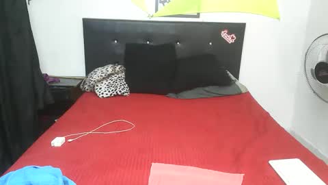 mhia1972 online show from 03/10/26, 11:32