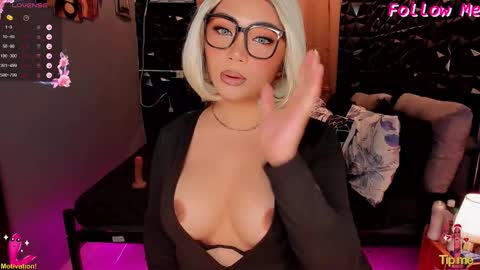 miss devil online show from 09/29/25, 10:36