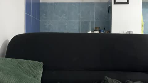 Snapshot of mi_chyort chatting on 11/07/25, 02:28 Misha online show from 11/07/25, 02:28