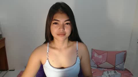 mia online show from 02/16/25, 02:42